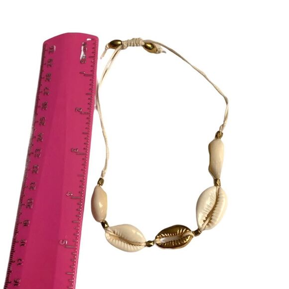 Bohemian Cowrie Shell Bracelet/Anklet - Picture 2 of 4